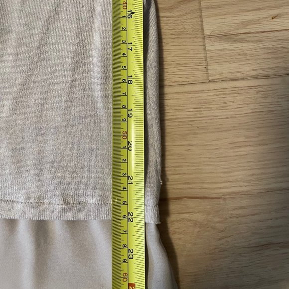 Sleeveless Purple/ Lavender Top / Sheer bottom Medium - Picture 8 of 9